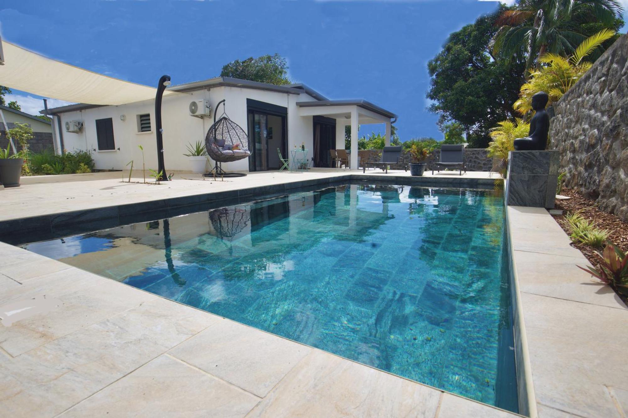 Villa Du Beau Vallon 2 Jacuzzi Privatif Et Piscine Chauffee Partagee Saint-Benoît エクステリア 写真
